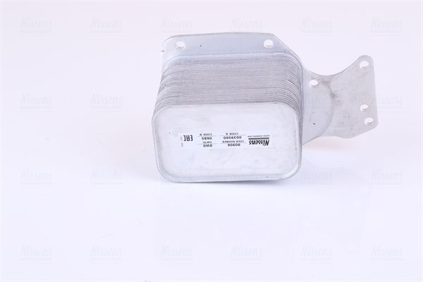 Радіатор масляний Nissens 90906 ціна, від 62.47 USD