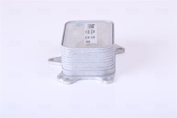 Радіатор масляний Nissens 90966 ціна, від 49.31 USD