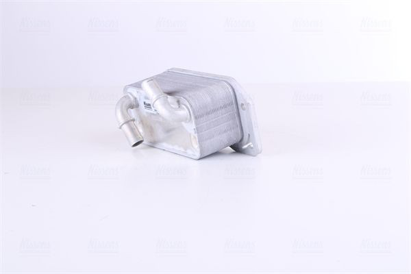Радіатор масляний Nissens 91237 ціна, від 44.47 USD