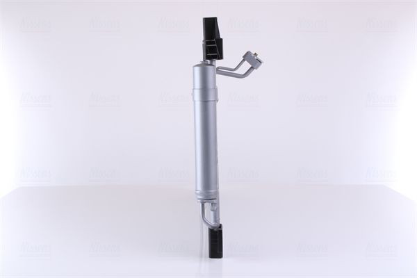 Конденсатор кондиціонера Nissens 940672 ціна, від 195.16 USD
