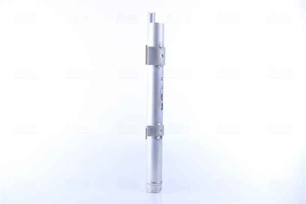 Конденсатор кондиціонера Nissens 940933 ціна, від 217.01 USD
