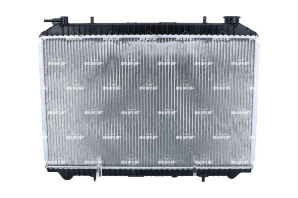 Радіатор охолодження двигуна на Nissan Vanette CARGO C23