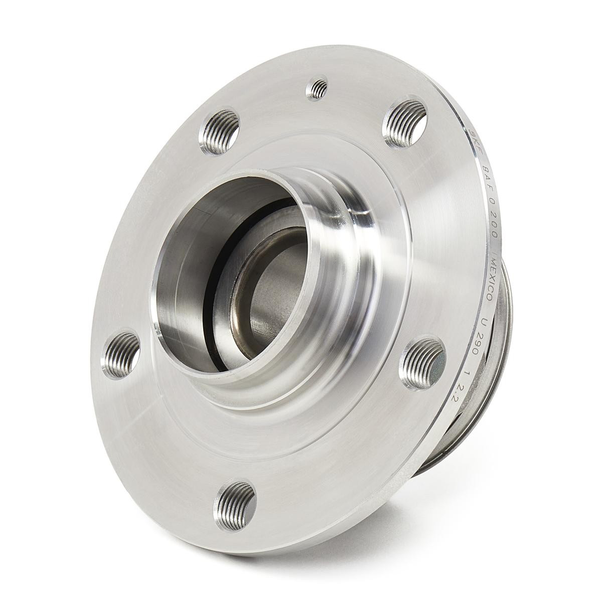 Маточини задніх коліс SKF VKBA6558 ціна, від 39.11 USD