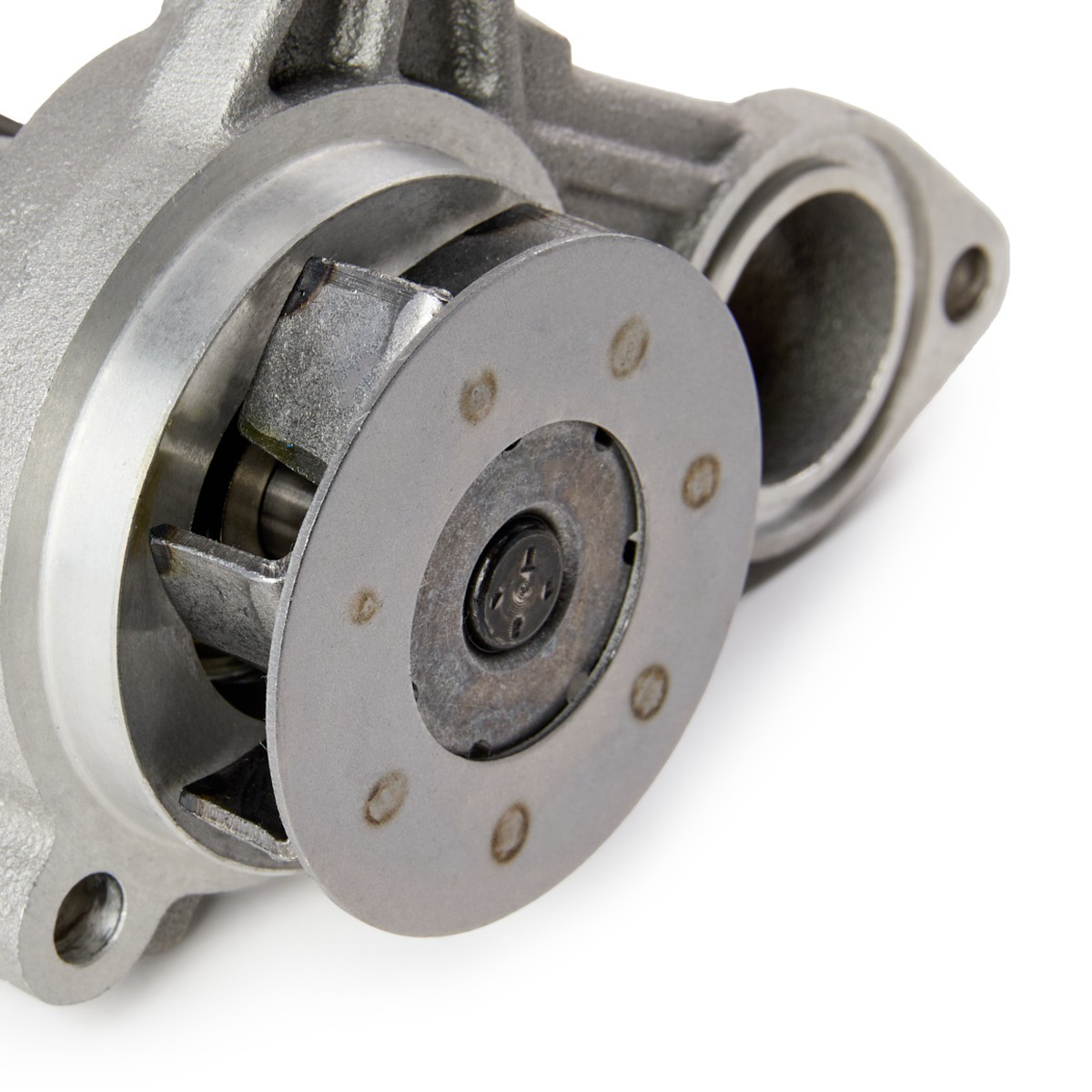 Купити VKPC95886 SKF Насос охолоджуючої рідини