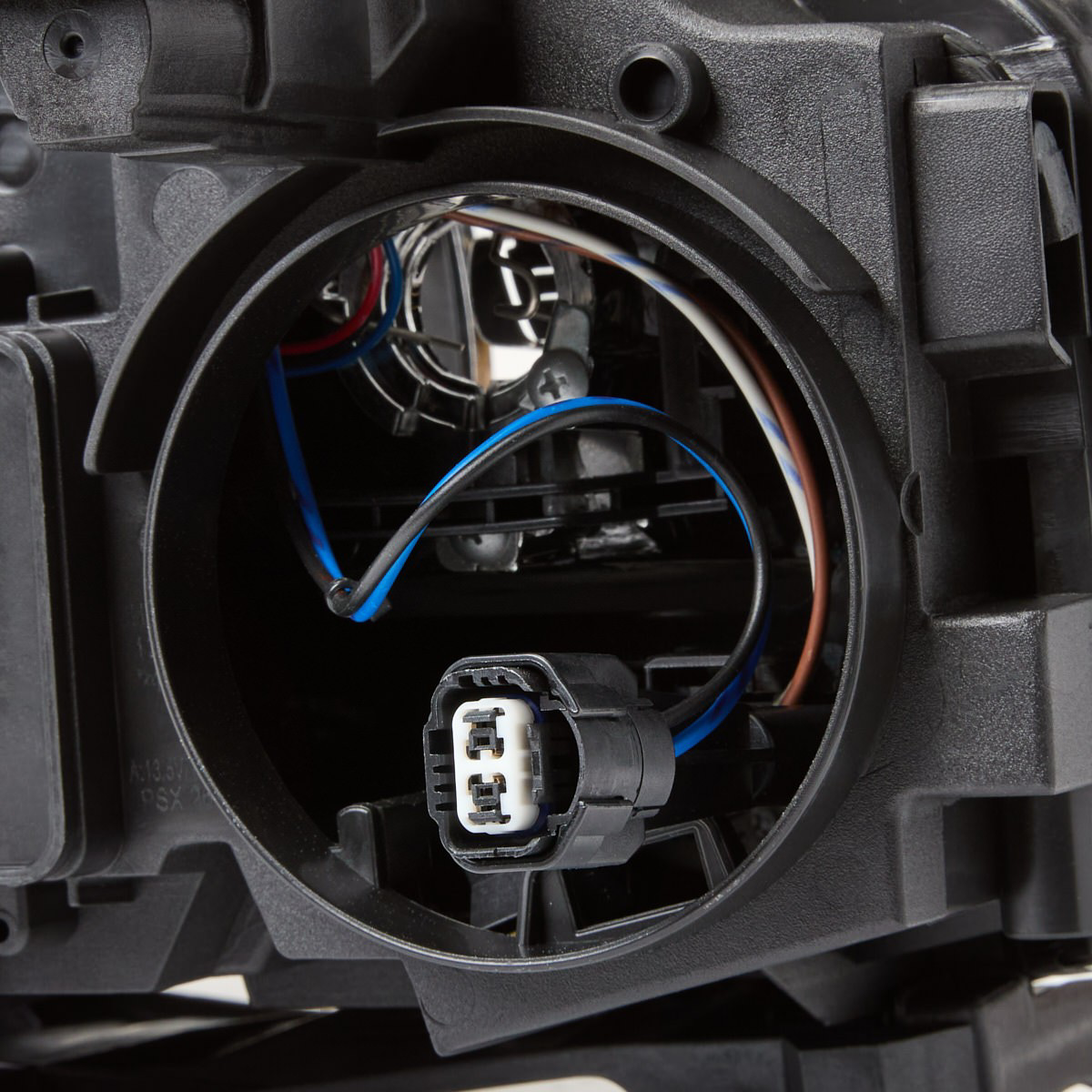 Фара правая Polcar 13D110E ціна, від 175.05 USD