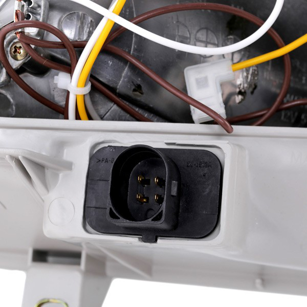 Фари TYC FP9522R15T ціна, від 36.86 USD