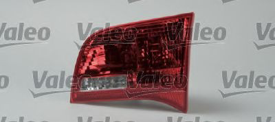Задня ліва внутрішня фара VALEO 043327