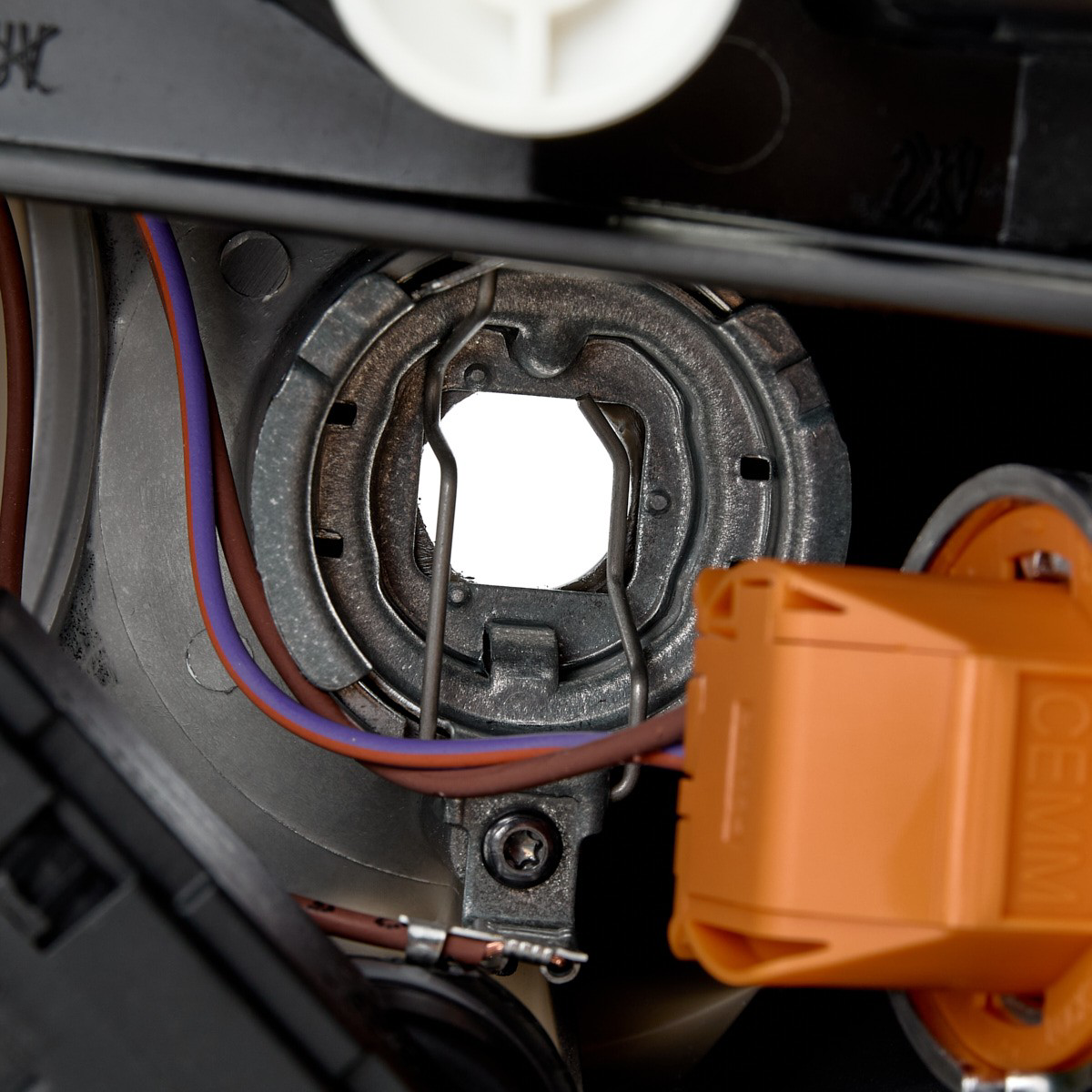 Фара передня права VALEO 087672