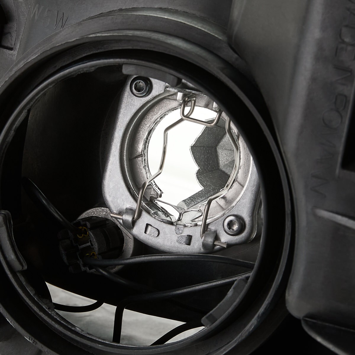 Фара передня права VALEO 088335