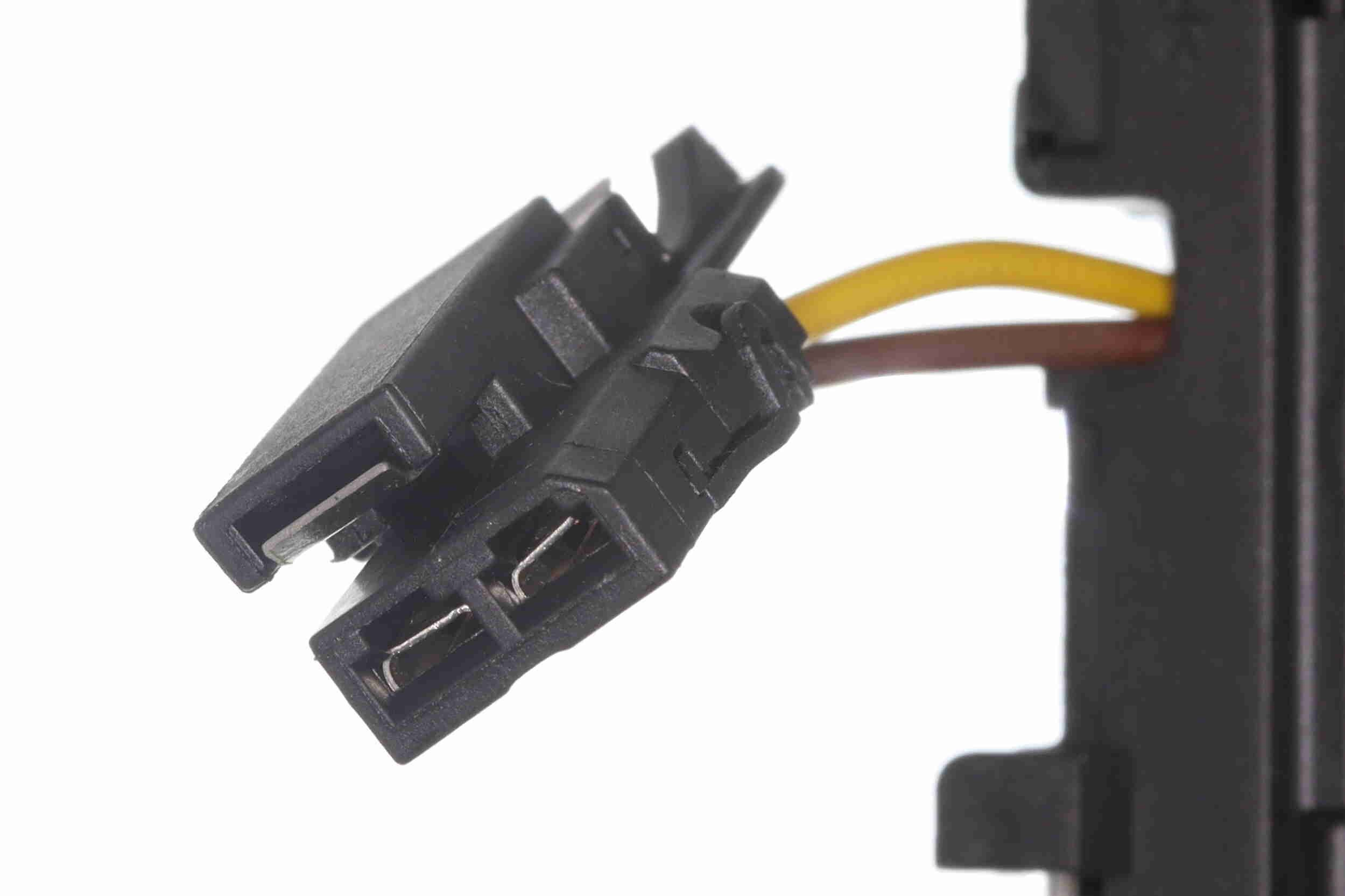 Кабель (адаптер) форсунки Vemo V10830120 ціна, від 58.04 USD
