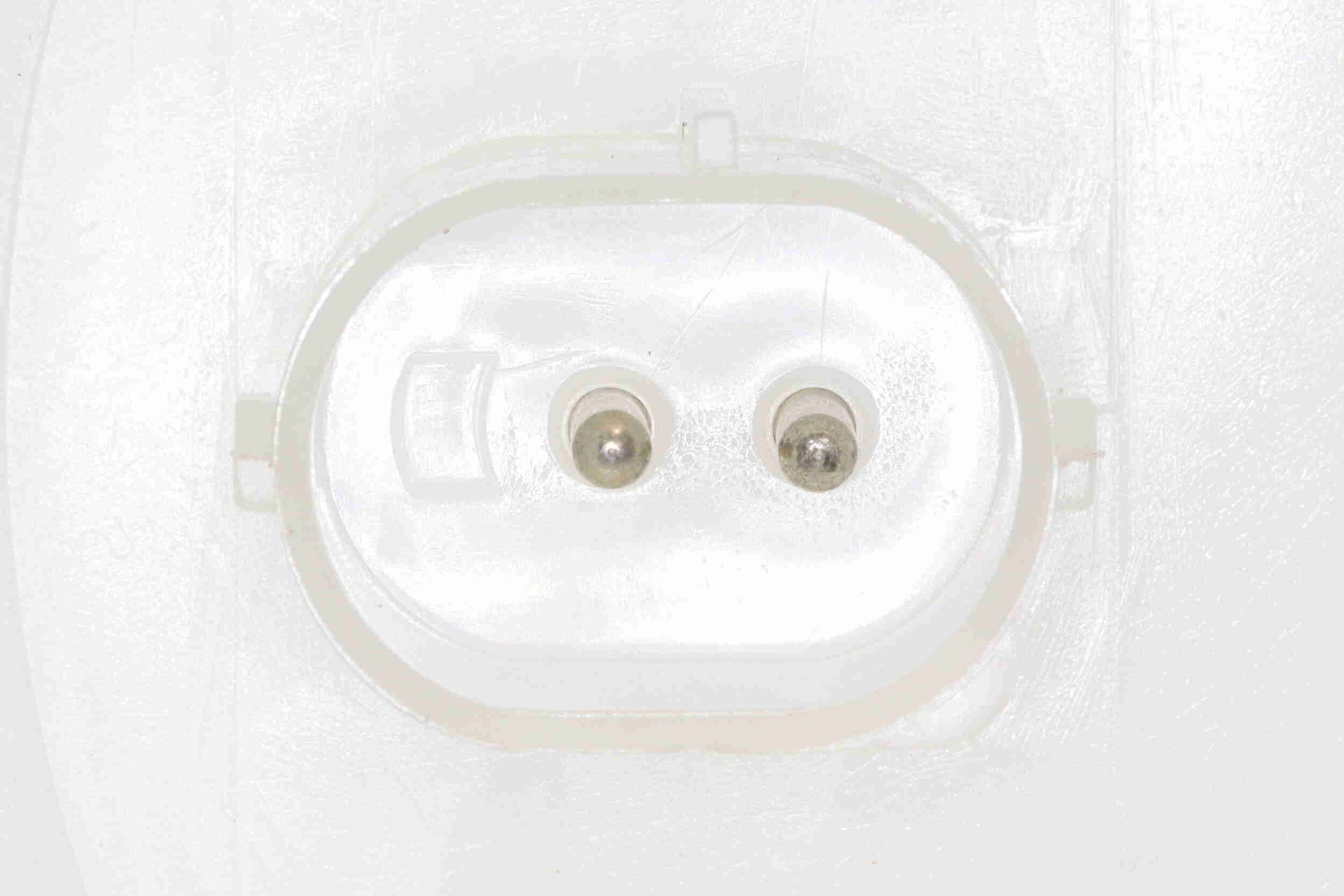 Датчик бензобака на BMW X5  E53