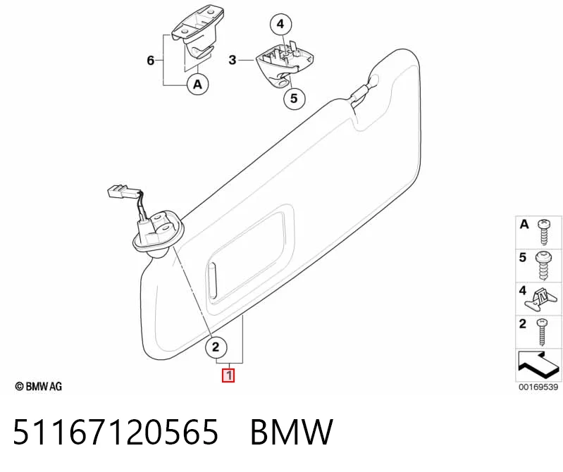 Козирок протисонячний на BMW 1  E81
