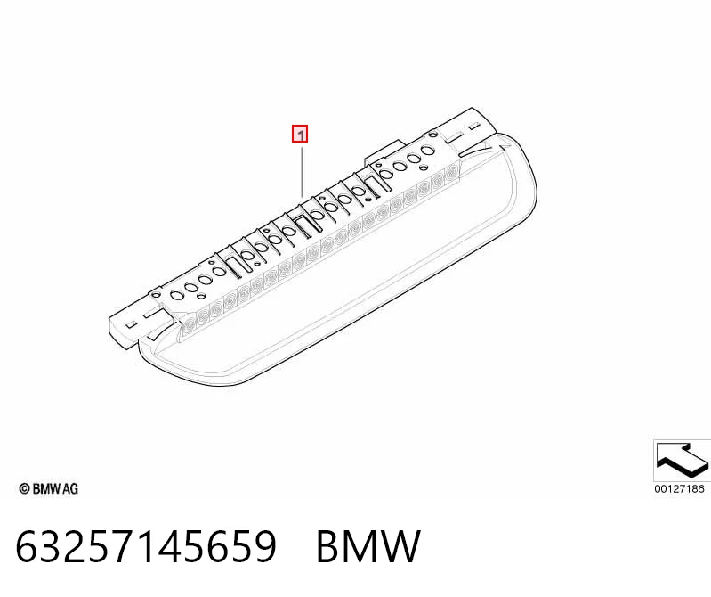 Стоп-сигнал заднього скла на BMW 5  E60