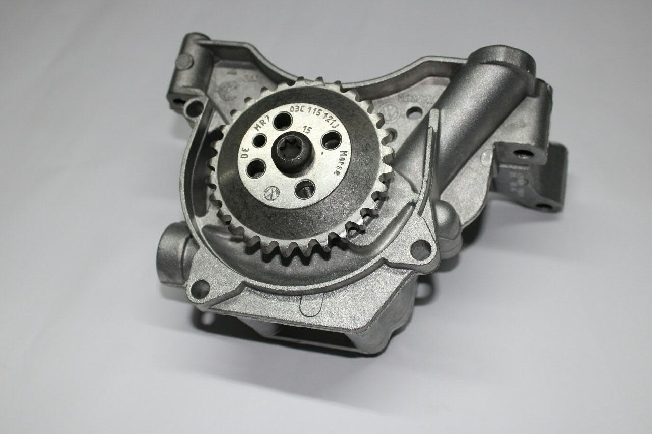 03C115105AG VAG Масляний насос двигуна