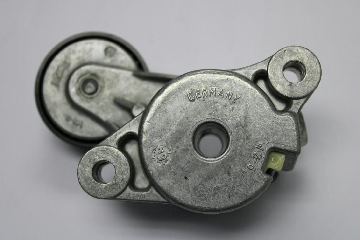 Купити 03C145299M VAG Натяжний ролик