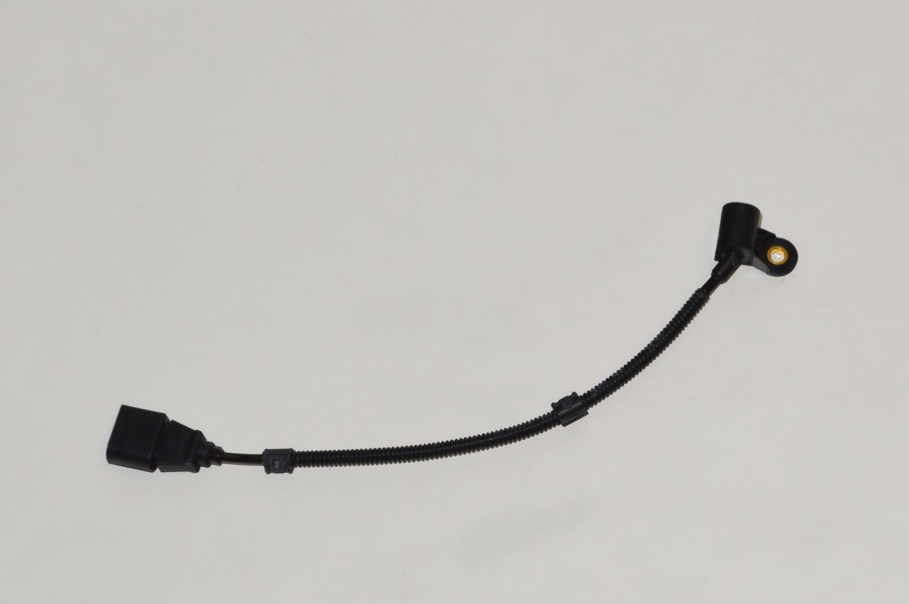 03L957147A VAG Датчик розподільного вала