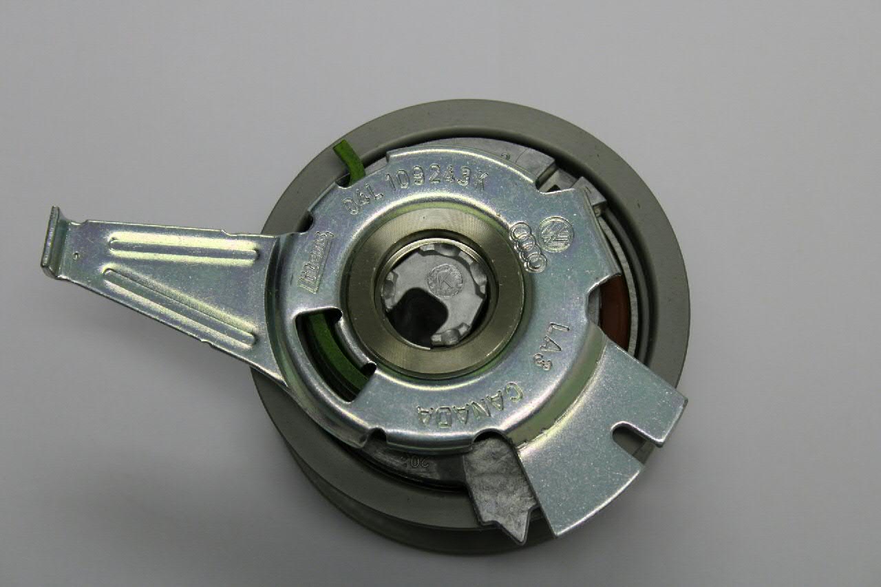 Натягувач ременя ГРМ VAG 04L109243K