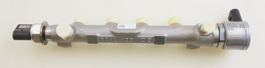 04L130089H VAG Розподільник палива