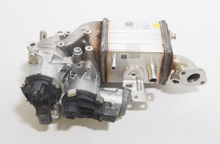04L131512CM VAG Радіатор системи EGR рециркуляції вихлопних газів