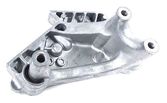 Кронштейн подушки (опори) двигуна, правої VAG 04L199207 ціна, від 51.92 USD