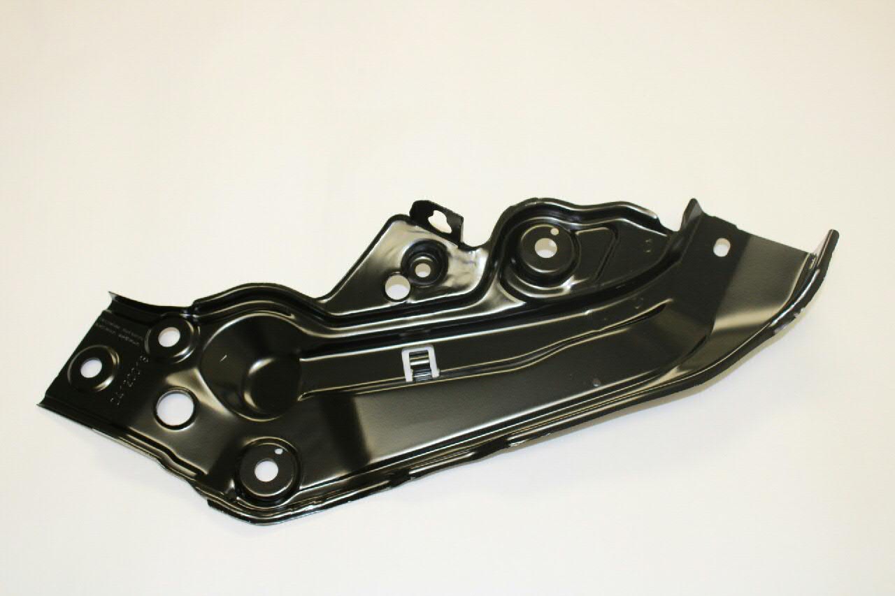 Рамка радіатора нижня VAG 2G0806929D ціна, від 6.56 USD