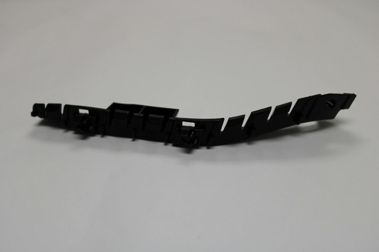 Праве кріплення переднього бампера VAG 2K5807184A ціна, від 23.18 USD