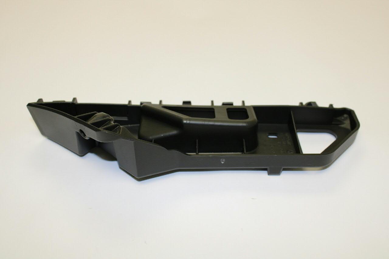 Направляюча переднього бампера, права FPS 7422932 ціна, від 5.64 USD