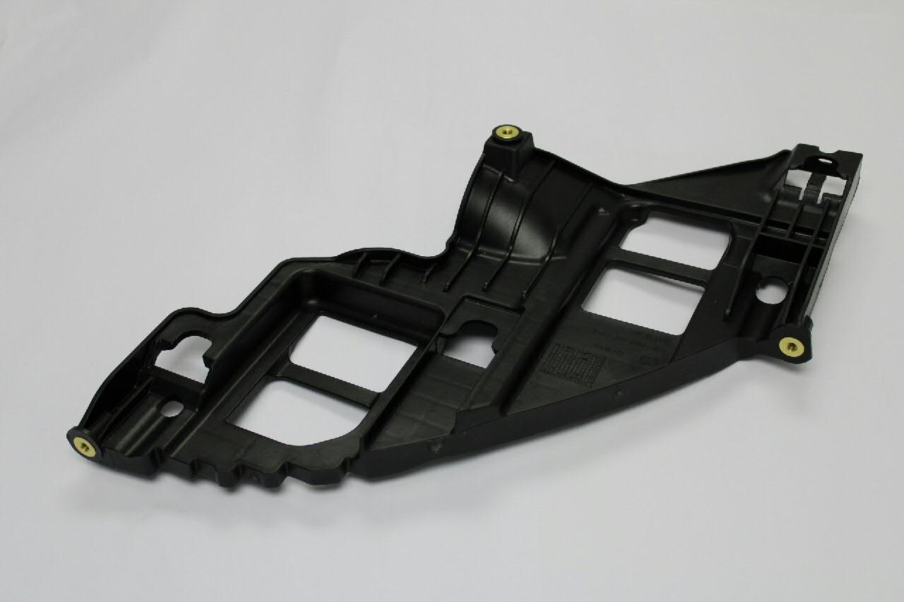 Направляюча переднього бампера, ліва VAG 5K0807227A ціна, від 12.77 USD