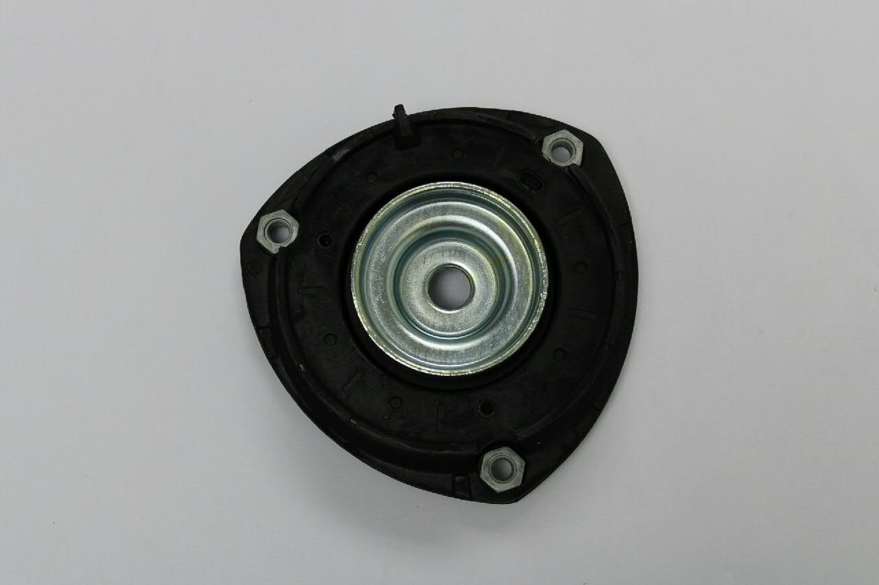 Купити 5Q0412331C VAG Опора амортизатора переднього