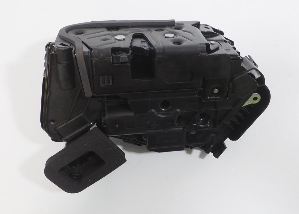 5TB837016C VAG Замок двері правої передньої
