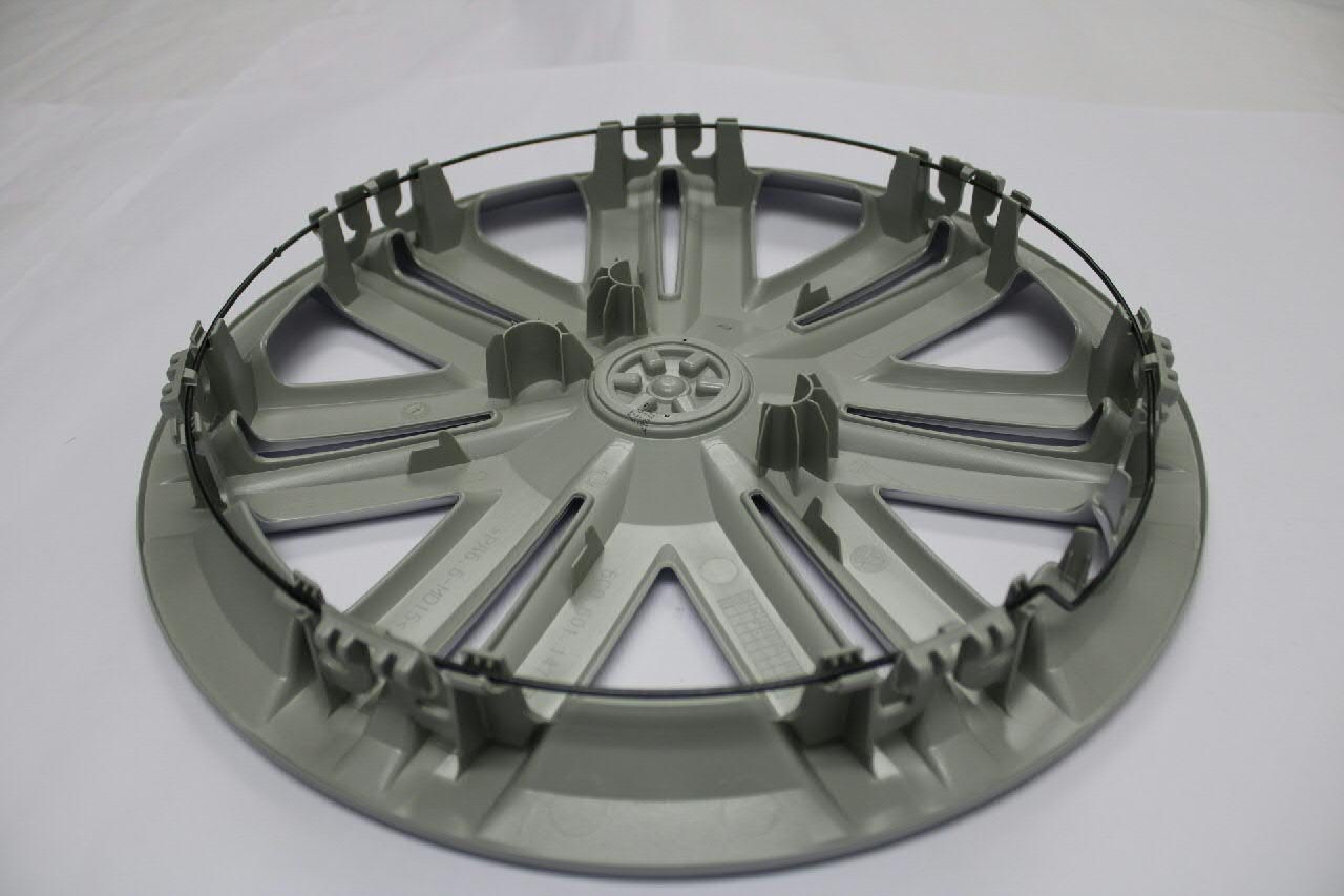 Купити 6C0601147BYTI VAG Автомобільні ковпаки