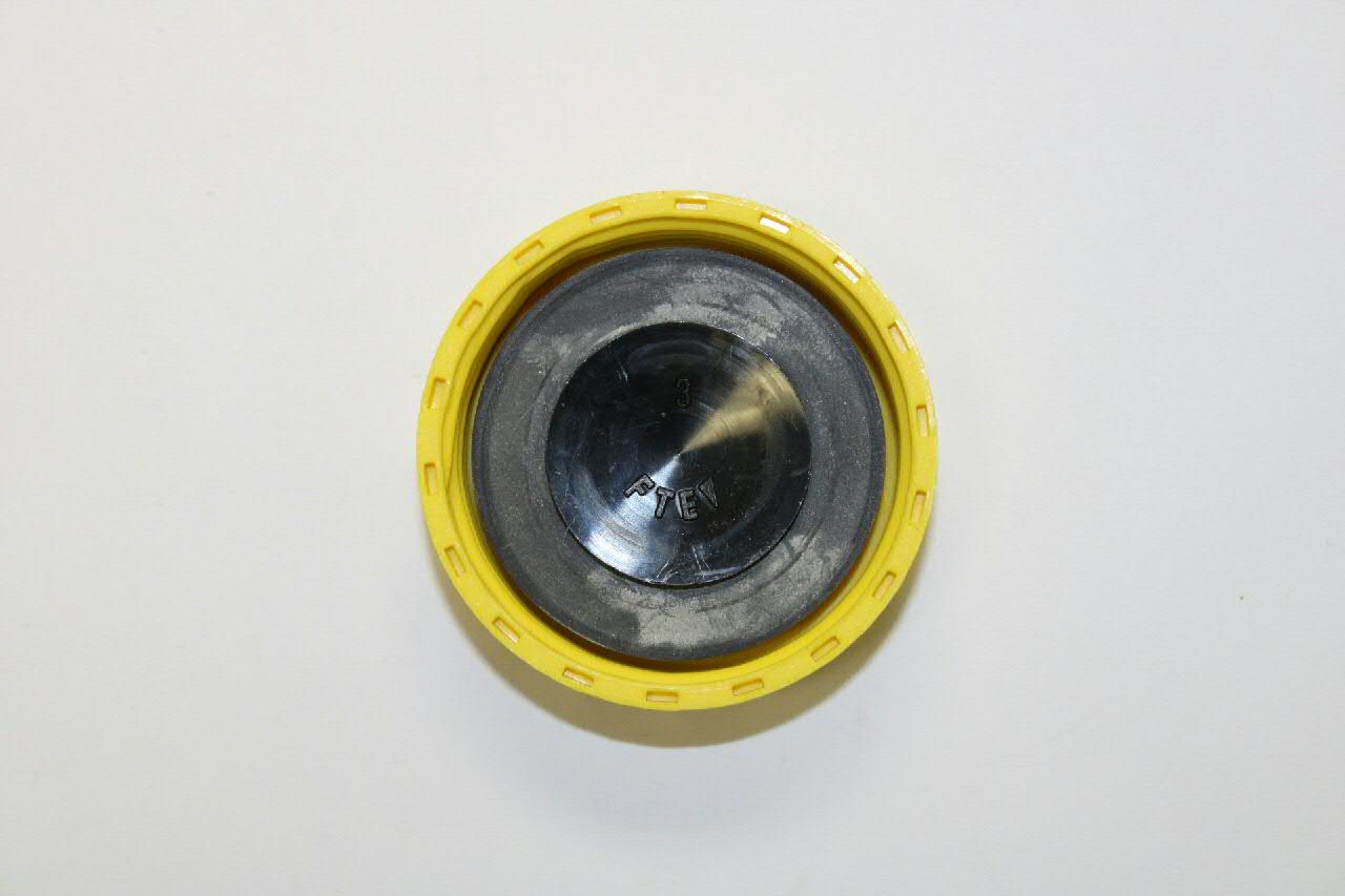 Кришка бачка головного гальмівного циліндру VAG 6C0611349 ціна, від 3.80 USD