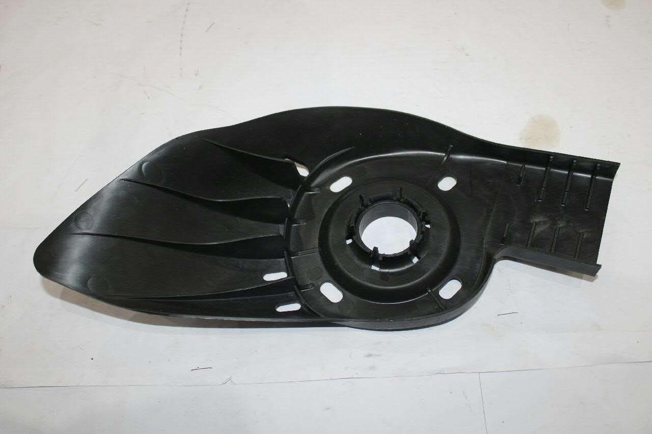 Купити 6R0511534A VAG Захист заднього нижнього важеля