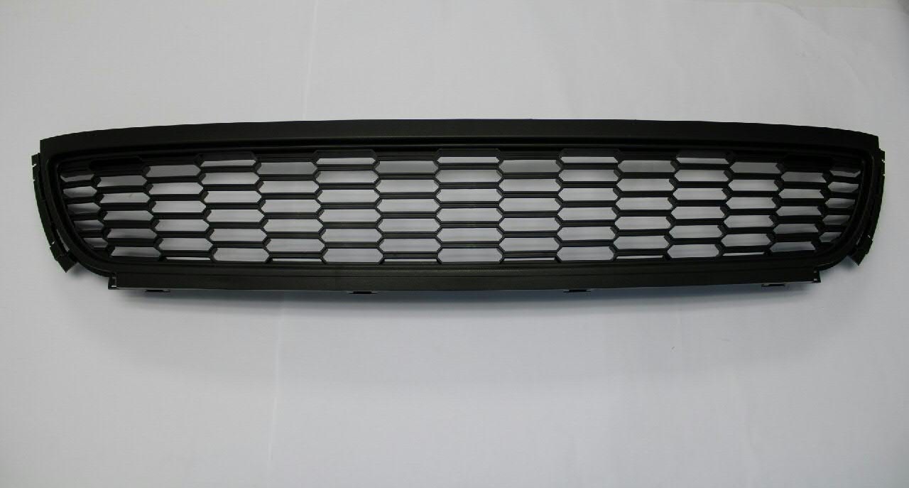 Решітка переднього бампера, центральна VAG 6R0853677A9B9 ціна, від 14.37 USD