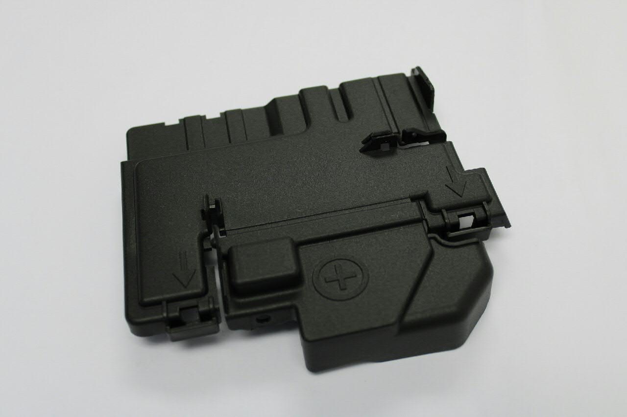 Кришка блока запобіжників 6R0915429A VAG