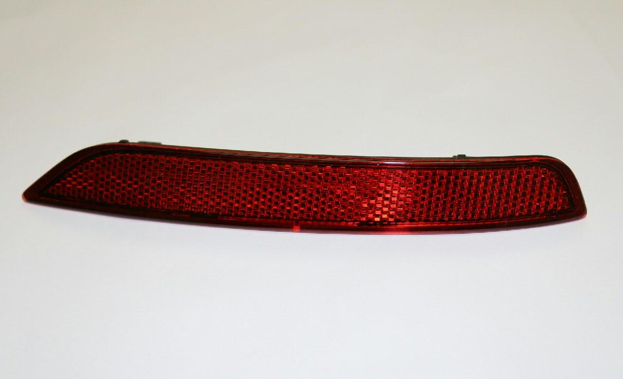 Лівий катафот заднього бампера VAG 6R0945105D ціна, від 4.45 USD