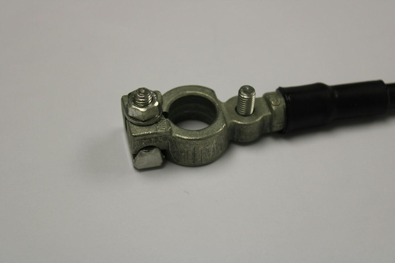 Кабель маси акумулятора (АКБ) VAG 6R0971235C ціна, від 10.14 USD