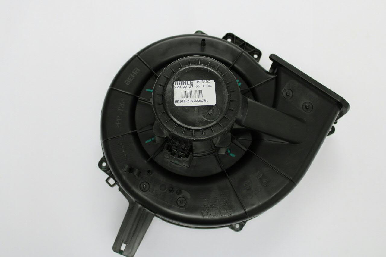 6R2819015 VAG Електромотор пічки