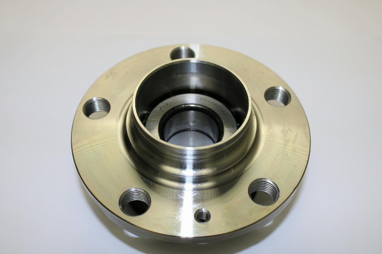 6RF501611A VAG Маточина задня