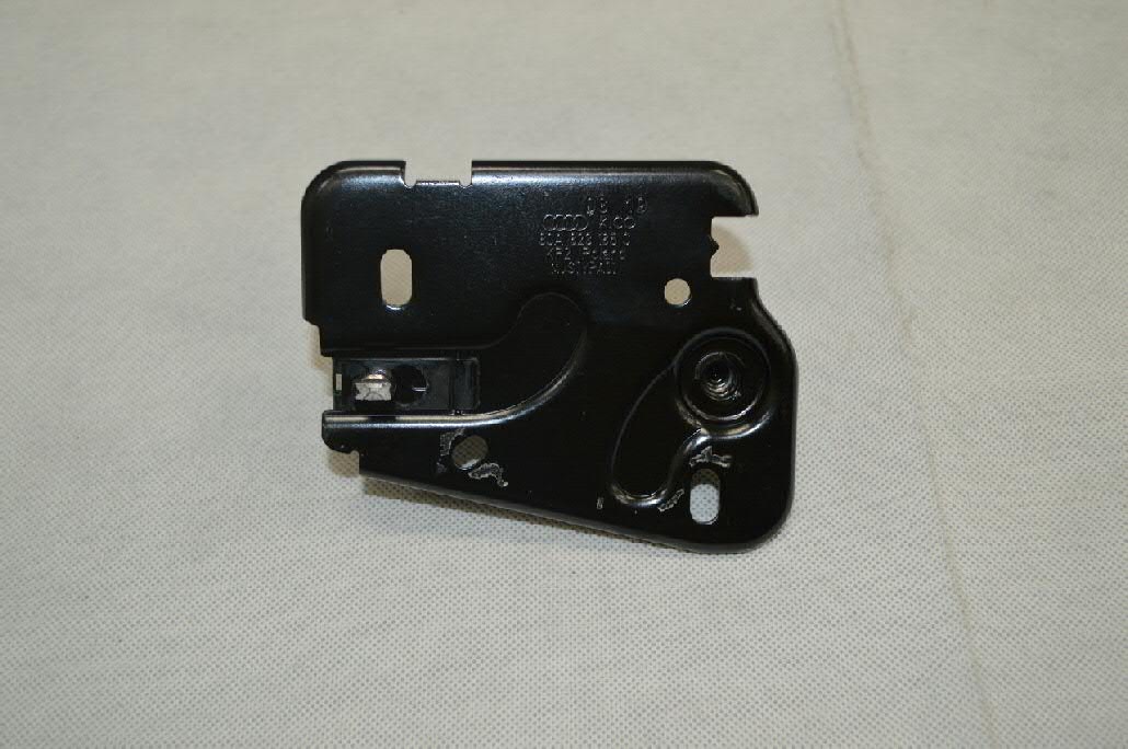 Стояк-гак замка капота AND 30823299 ціна, від 33.32 USD