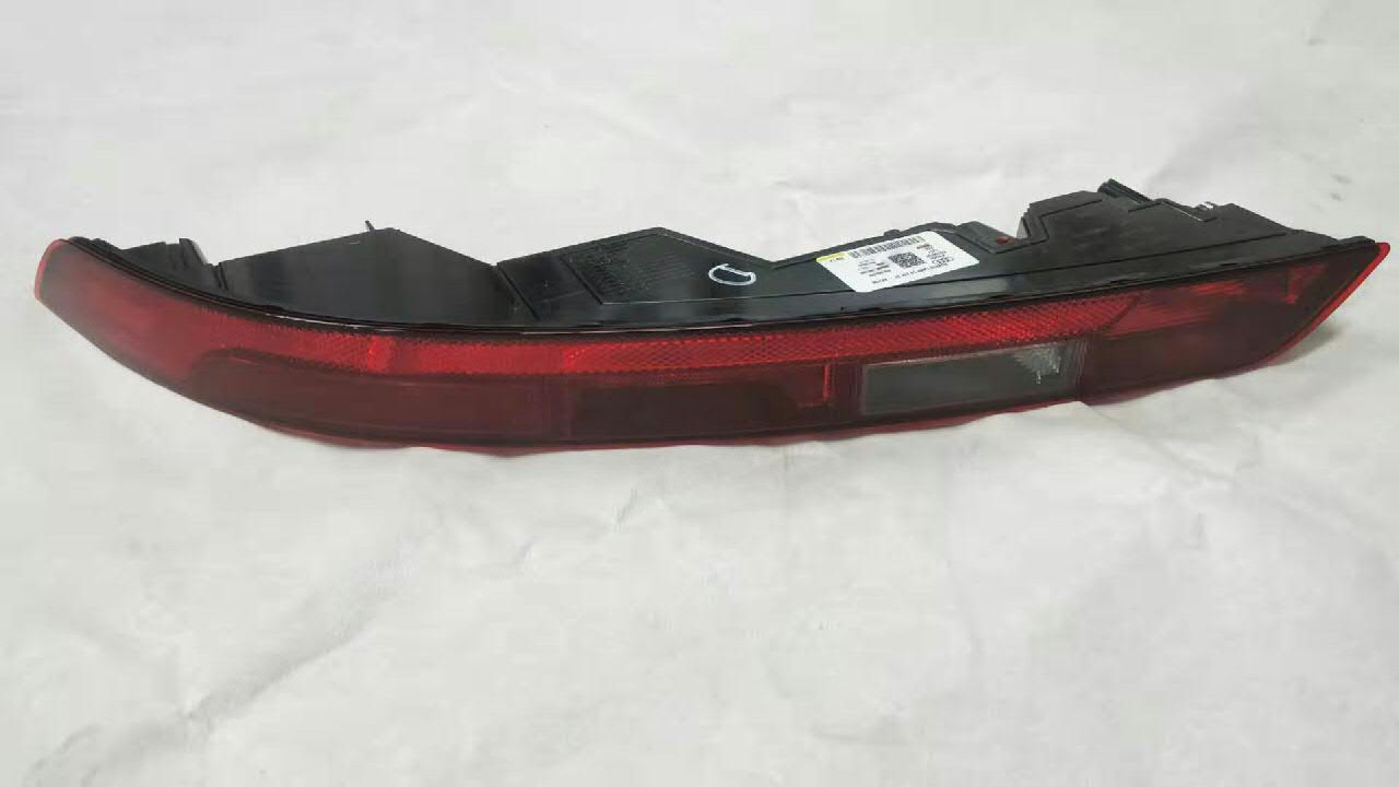 Ліхтар заднього бампера, лівий VAG 80A945069 ціна, від 141.38 USD