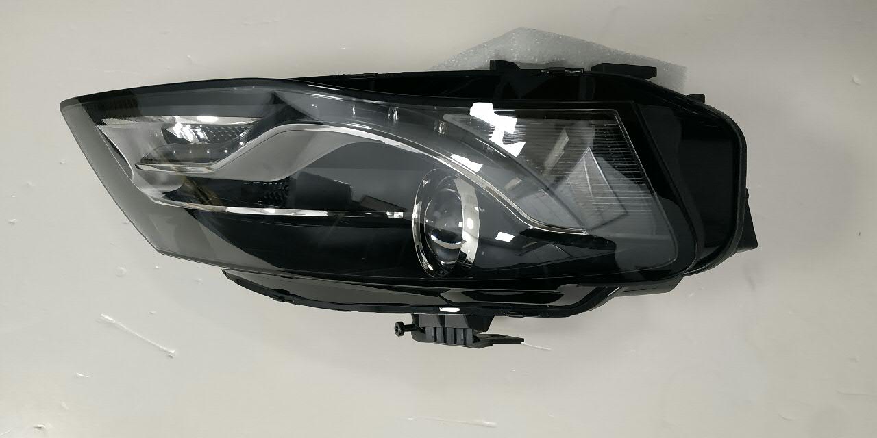 LPN571 Magneti Marelli Фара правая