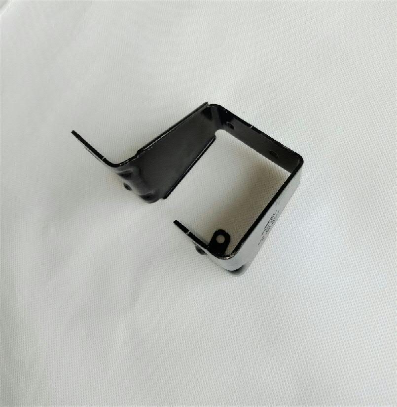  VAG 8R0813384H ціна, від 5.07 USD