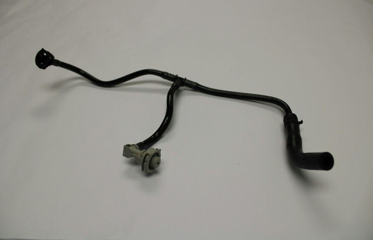 8W0121081AN VAG Шланг розширювального бачка, верхній