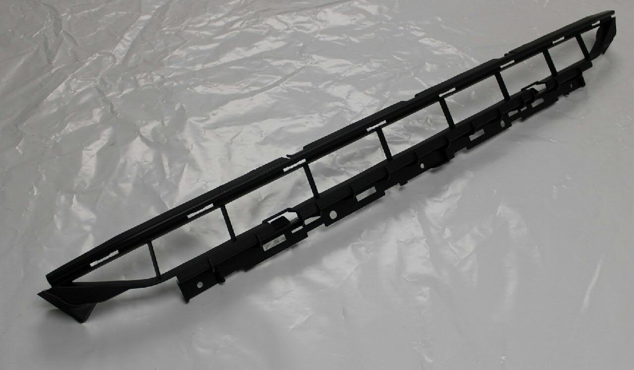 Решітка переднього бампера, центральна Rhino AD4N02010 ціна, від 44.79 USD
