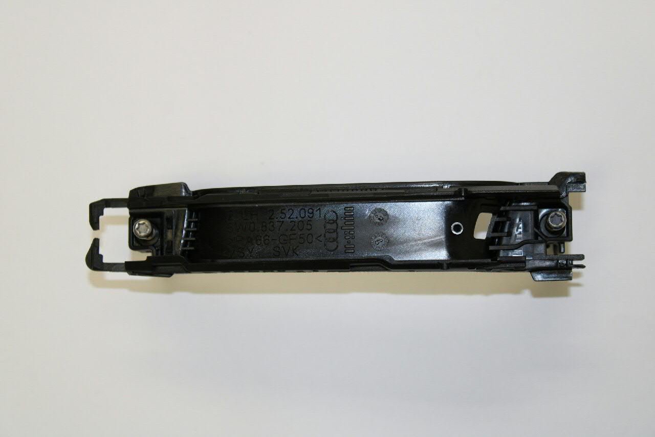 Купити 8W0837205 VAG Ручка двері в зборі