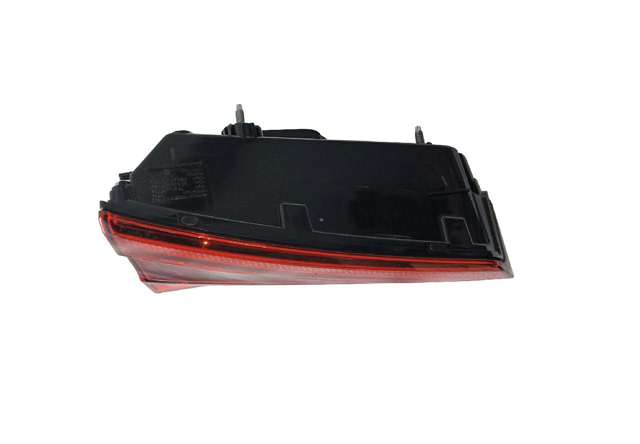 Стоп задній VAG 8W5945093G ціна, від 337.18 USD